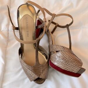 Gianni Bini red bottom heels size 7.5